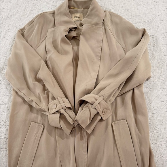 Elie Tahari Cream Jacket - Picture 5 of 5